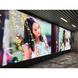 P2.5에 의하여 지도된 전시 영상 벽, 신성은 영상 벽 스크린 SMD 200를 - 750W 패널 힘 지도했습니다